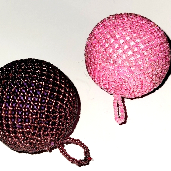 Beaded Gem Baubles Handmade with Seed Beads, Set of 4 Christmas Ornaments - Picture 4 of 5
